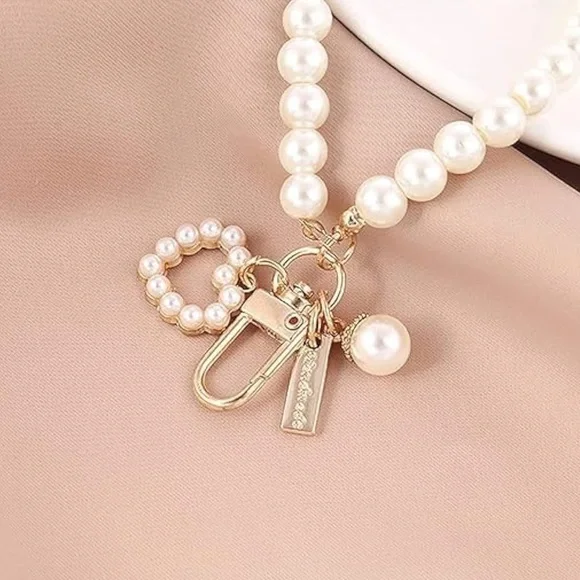 Pearl bag charm​ - Picture 4 of 7